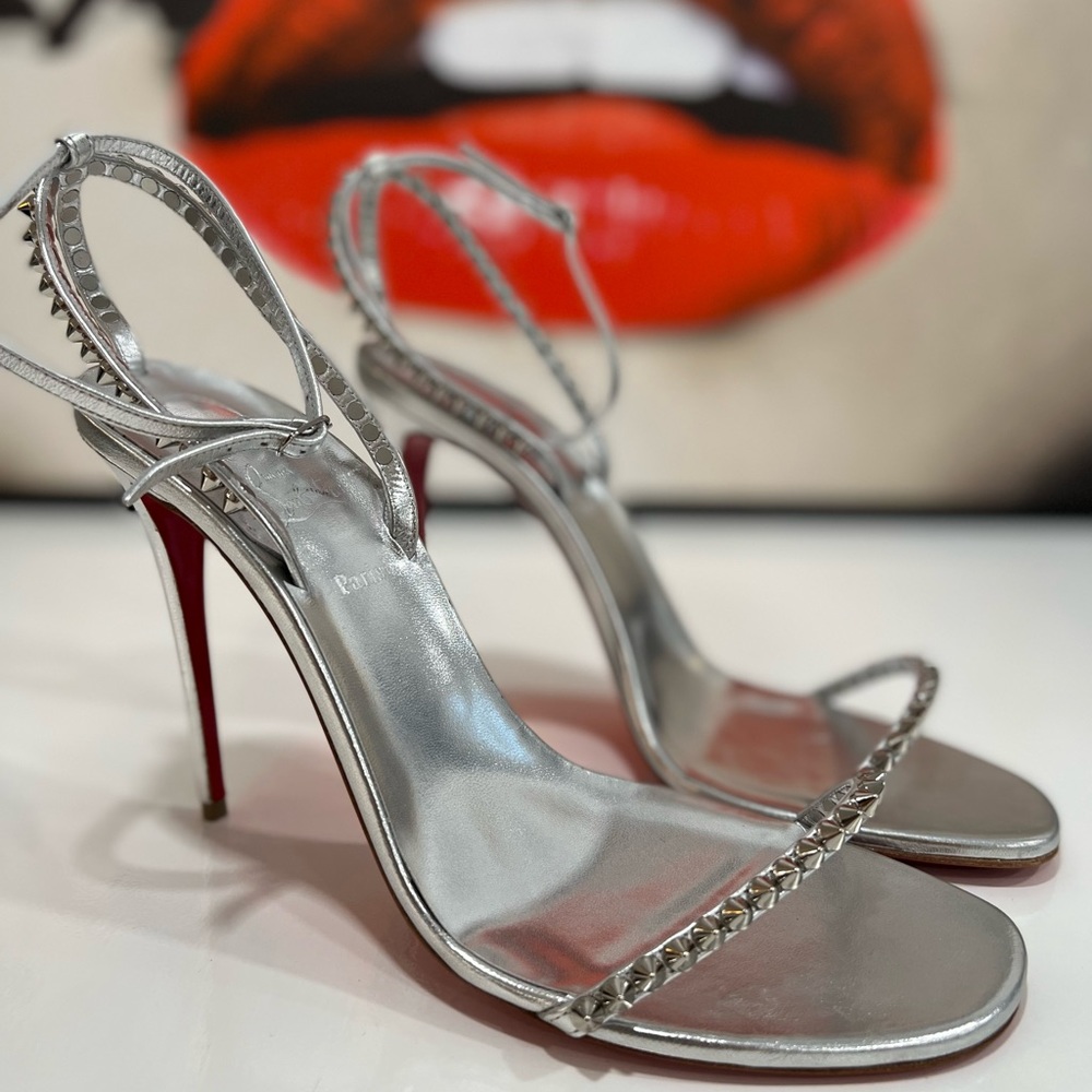 CHRISTIAN LOUBOUTIN So Me Red Sole Spike Metallic Leather Sandals